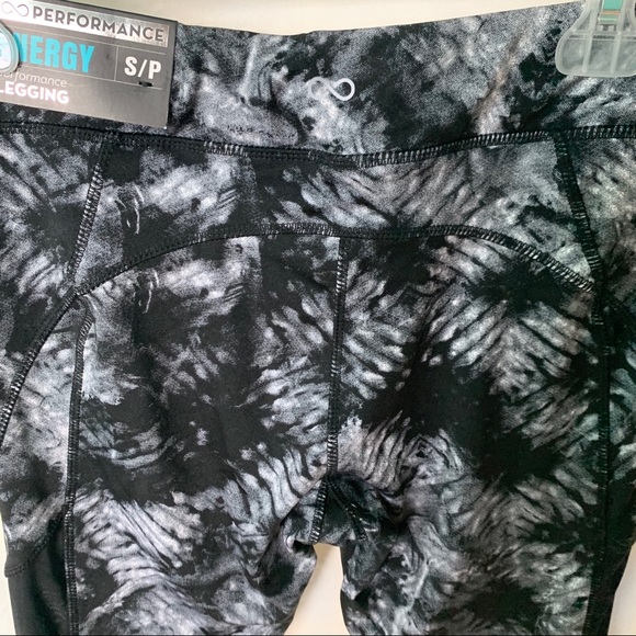 Energy Leggings with Mesh Detail - Picture 4 of 5